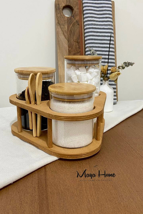 استند بانکه مثلثی سانا به همراه سه بانکه پیرکس و قاشق چوبی