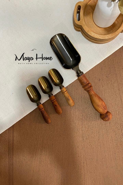 قاشق دسته چوبی مدل سرتاس سایز کوچک