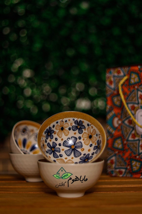 پک کاسه چهار عددی طرح گل گلی همراه با جعبهی شکیل و کادویی