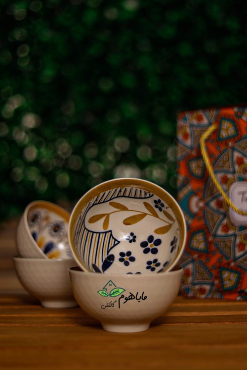 پک کاسه چهار عددی طرح گل گلی همراه با جعبهی شکیل و کادویی