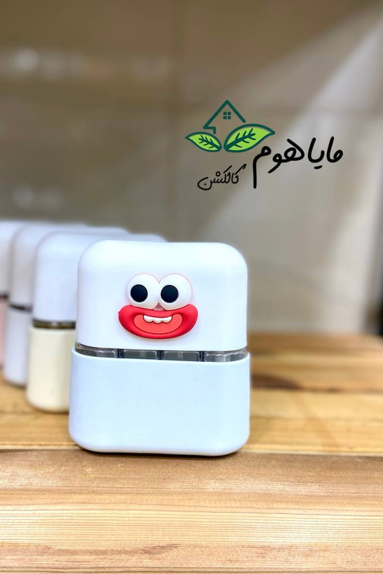 پک بهداشتی مسافرتی چهار تایی همراه با قیف و برچسب