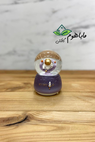 گوی موزیکال فضانورد