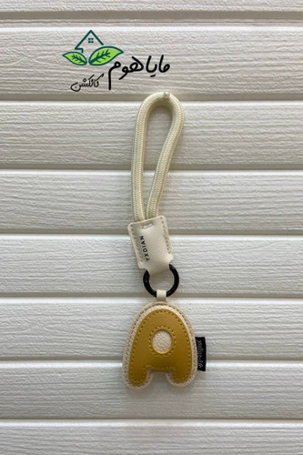 چارم بگ چرمی حروف انگلیسی
